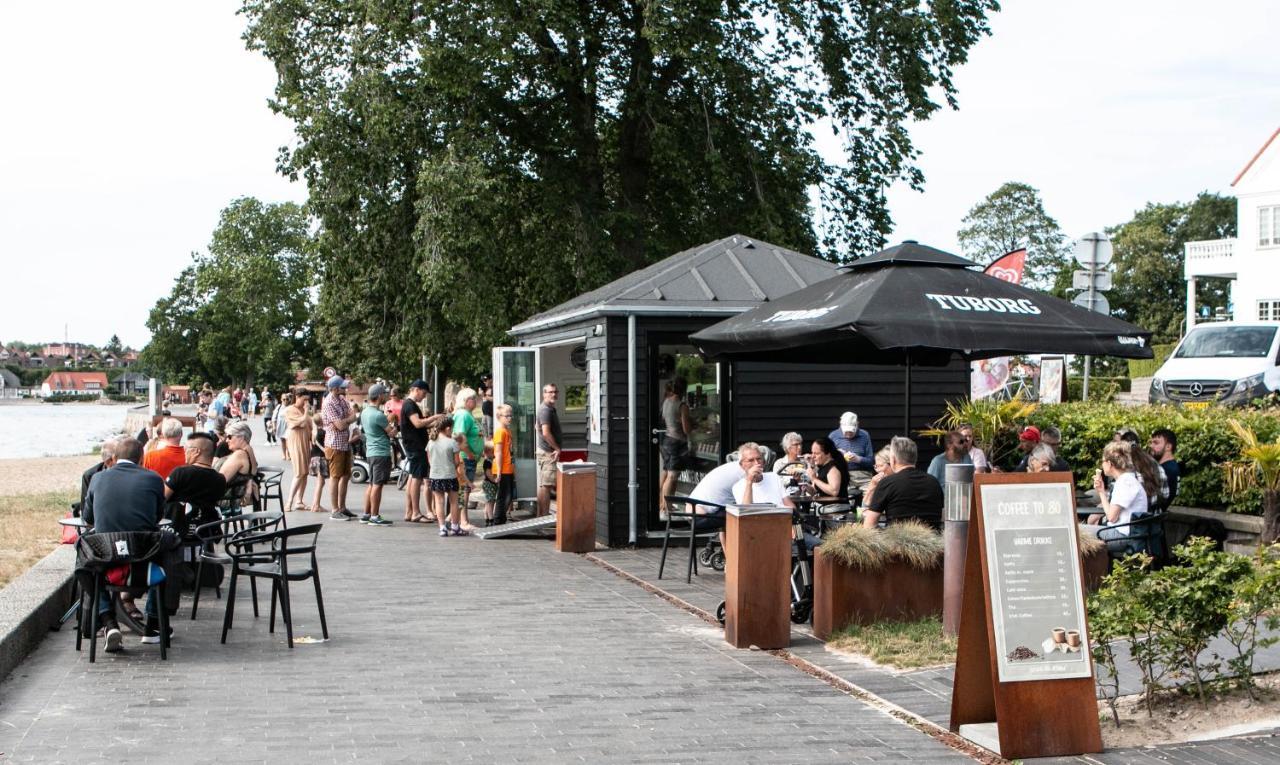Hotel Sonderborg Kaserne ภายนอก รูปภาพ