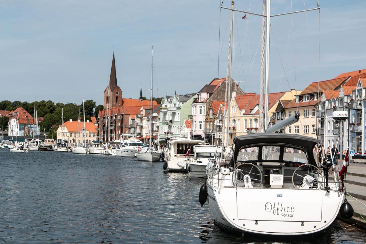 Hotel Sonderborg Kaserne ภายนอก รูปภาพ
