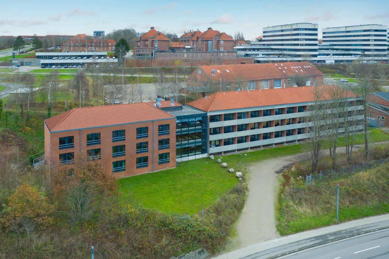 Hotel Sonderborg Kaserne ภายนอก รูปภาพ